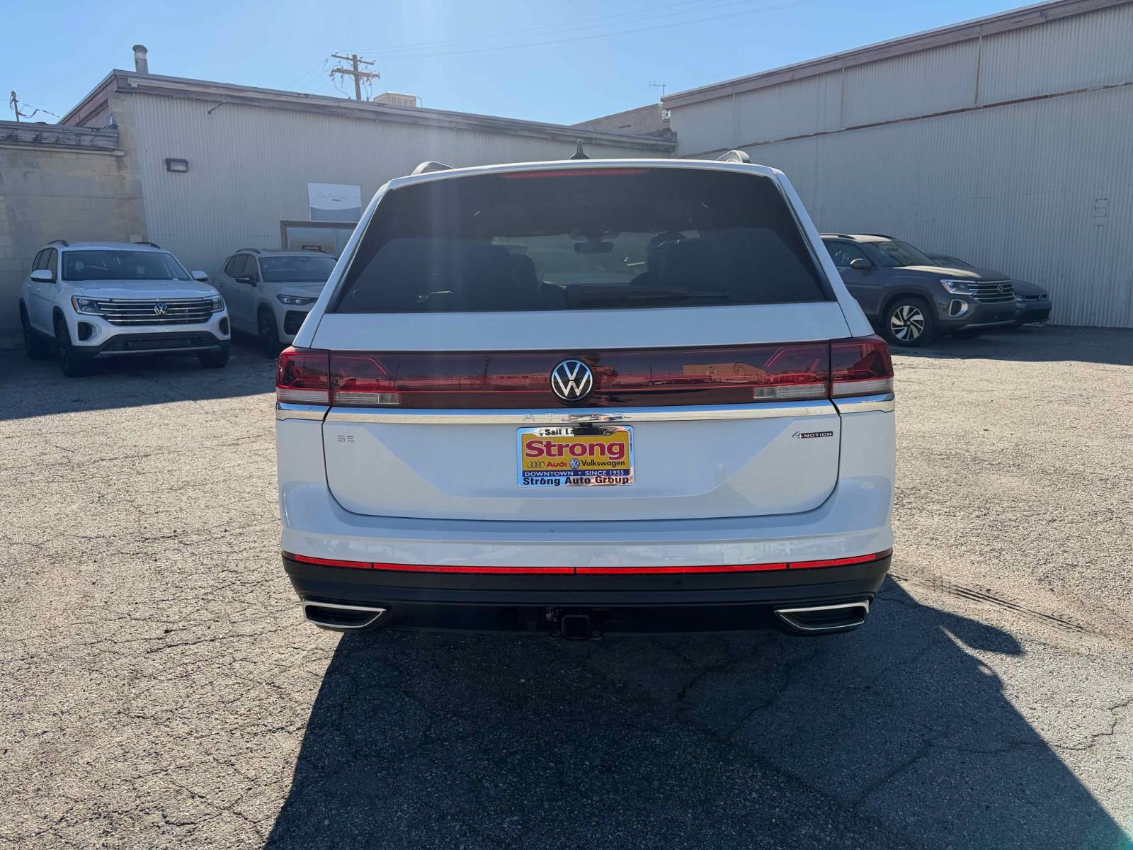 View vehicle photo 4