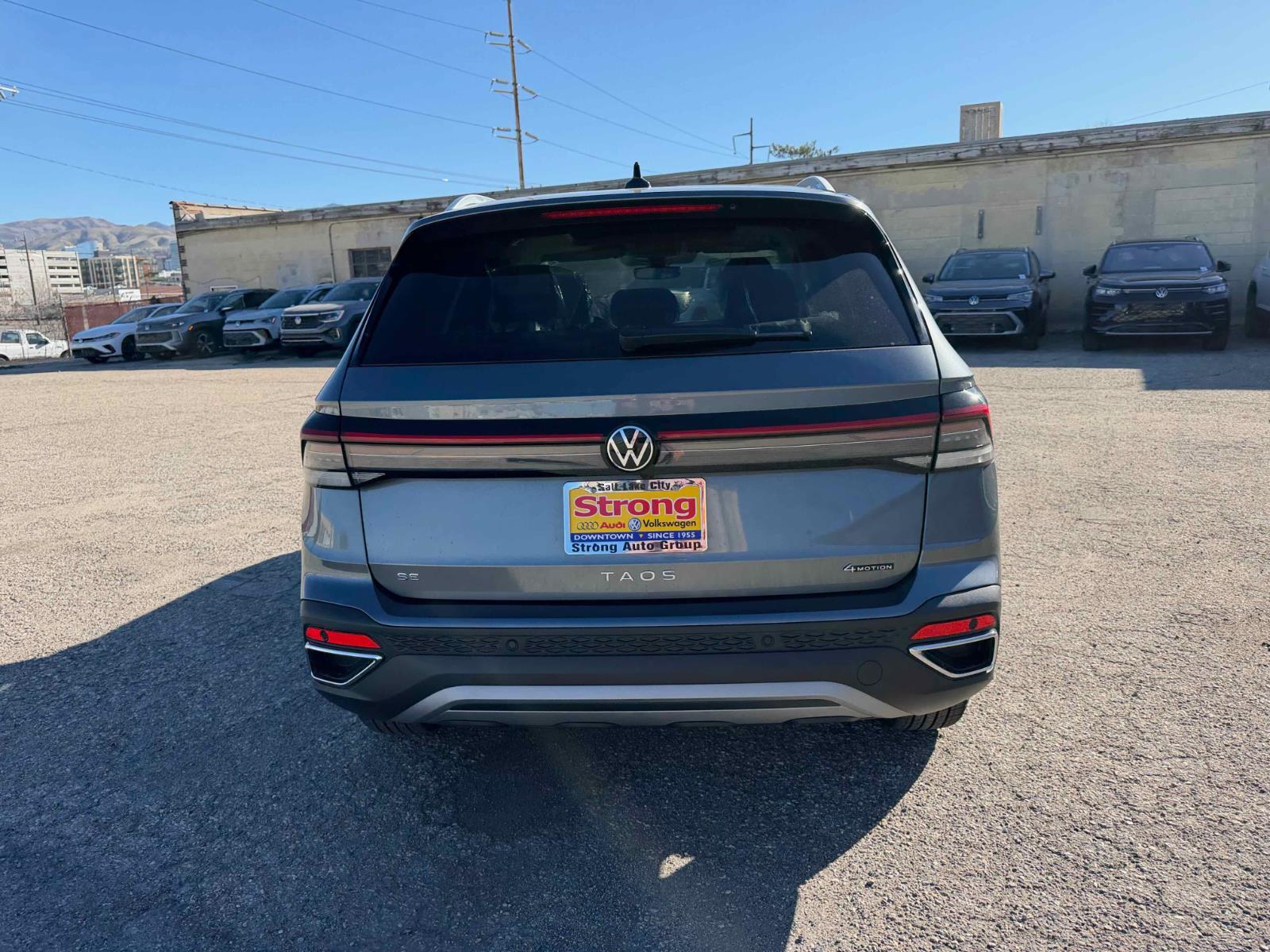 View vehicle photo 6