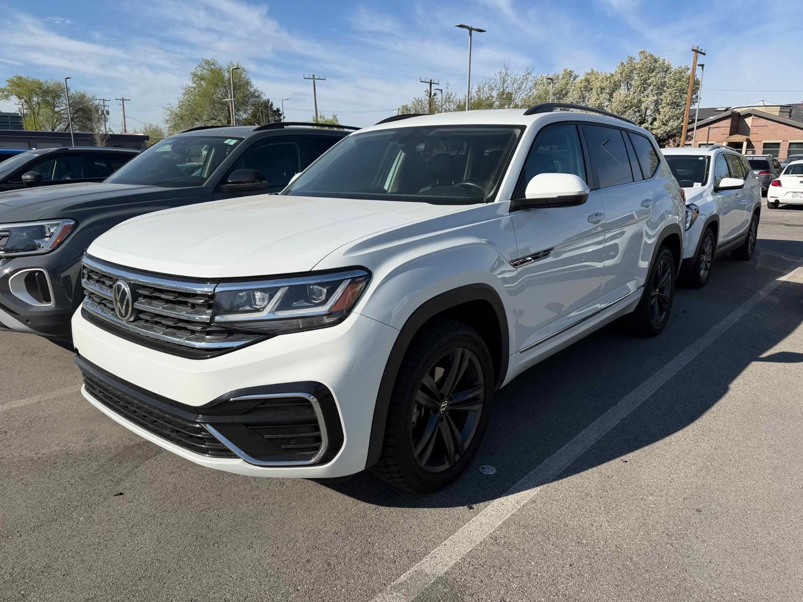 View vehicle photo 2