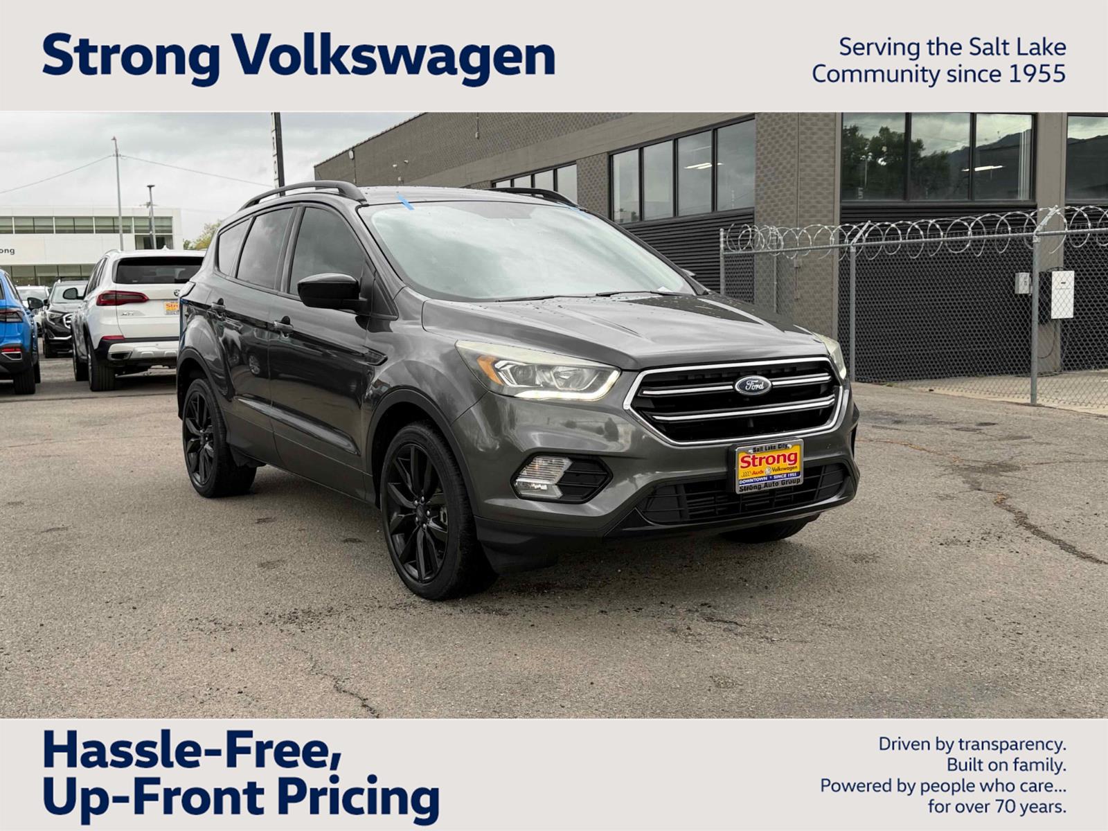Gray (Magnetic) 2017 Ford Escape SE AWD SUV / Crossover All-Wheel Drive 6-Speed Automatic