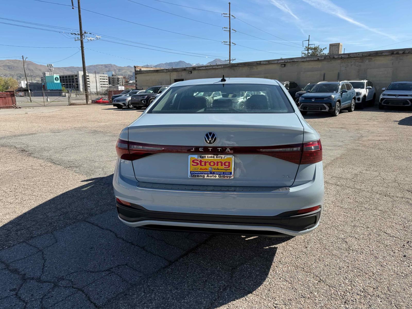 View vehicle photo 6