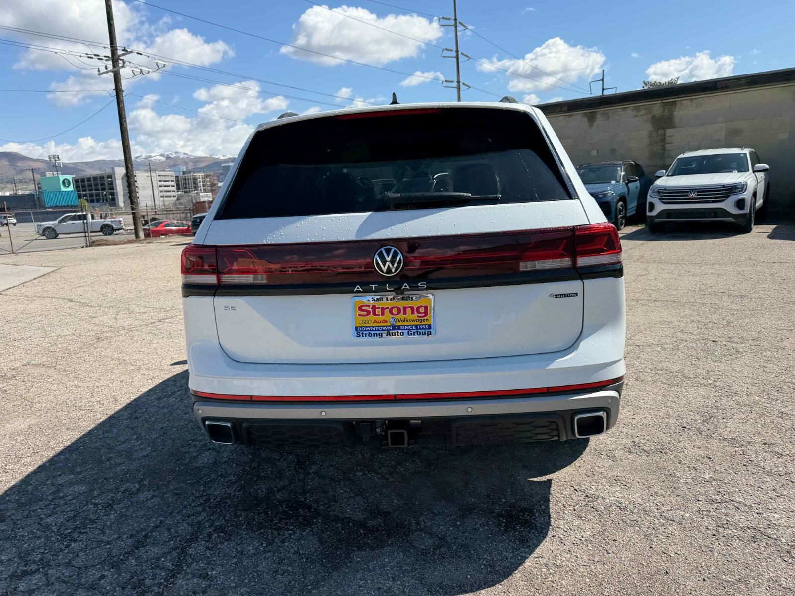 View vehicle photo 6