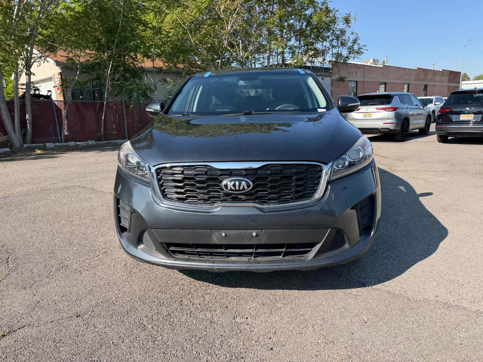 View vehicle photo 2