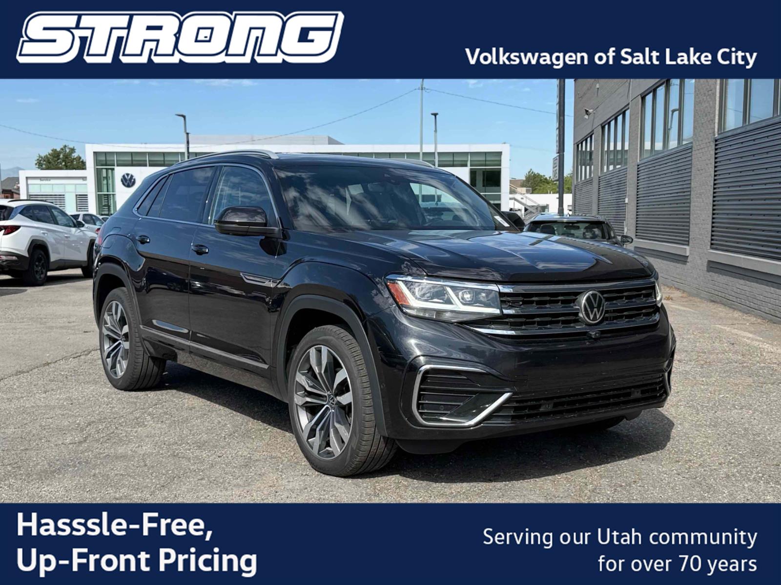 Deep Black Pearl 2022 Volkswagen Atlas Cross Sport SUV / Crossover All-Wheel Drive Automatic
