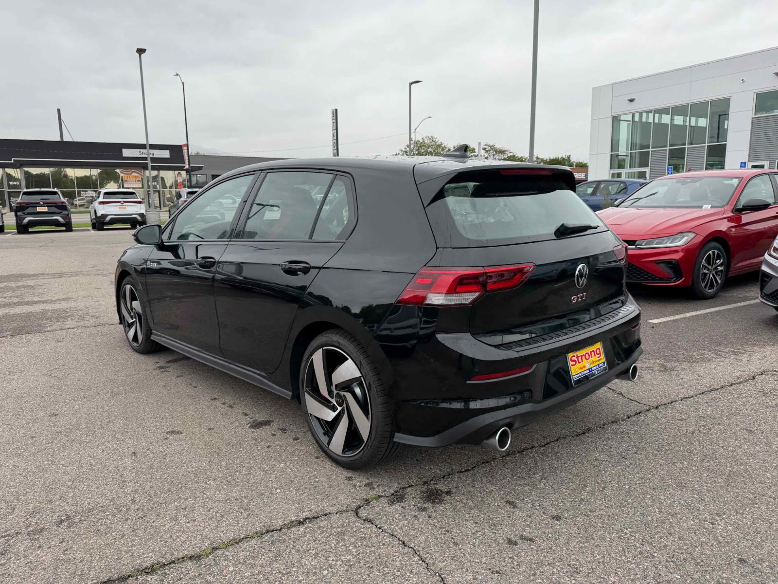 View vehicle photo 5