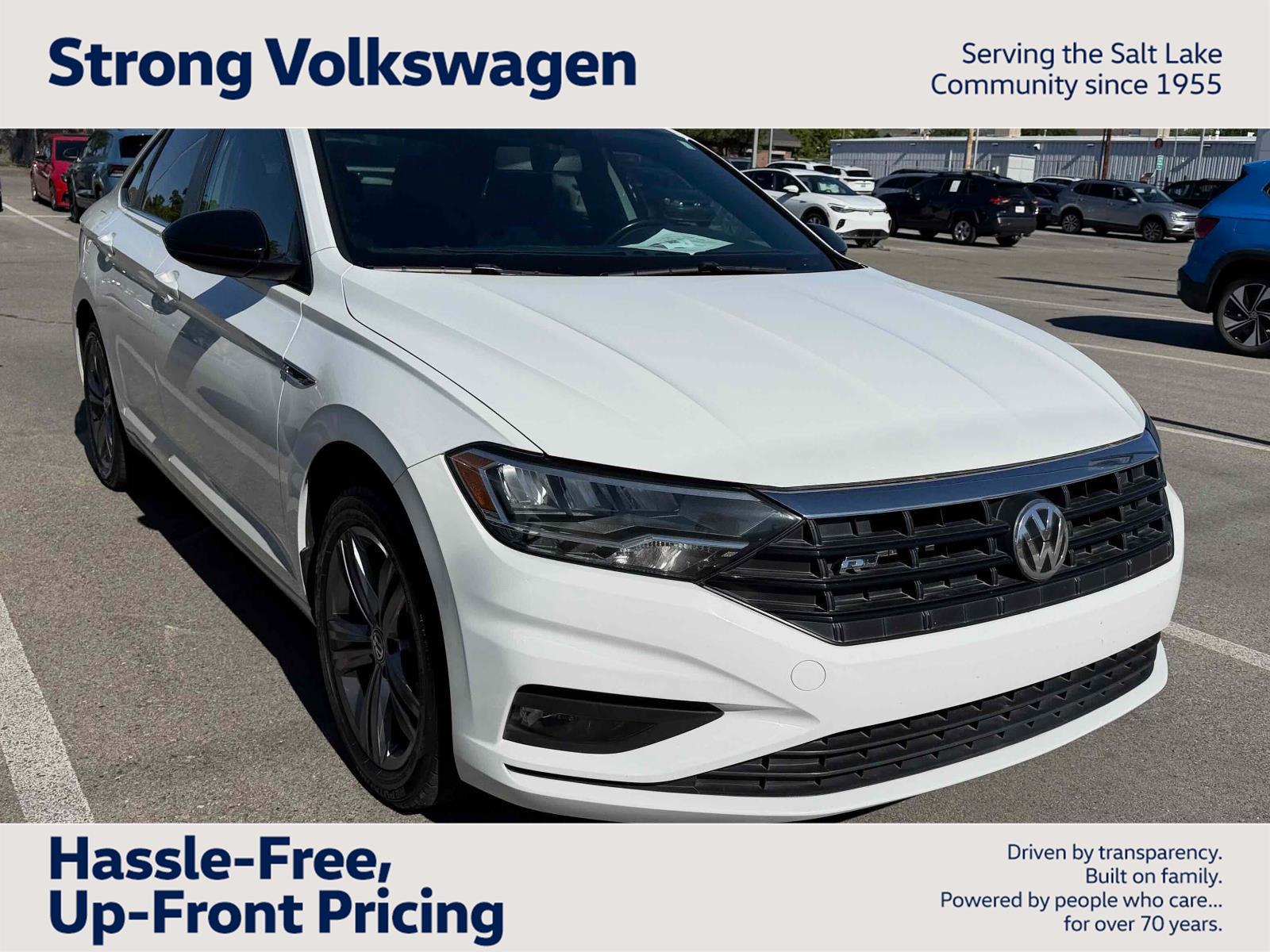 Pure White 2019 Volkswagen Jetta SE FWD Sedan Front-Wheel Drive Automatic