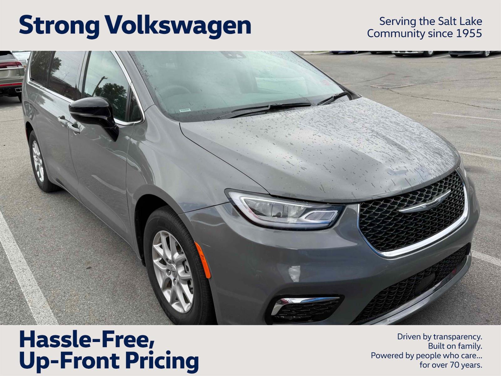 Ceramic Gray Clearcoat 2025 Chrysler Pacifica Select FWD Minivan Front-Wheel Drive 9-Speed Automatic