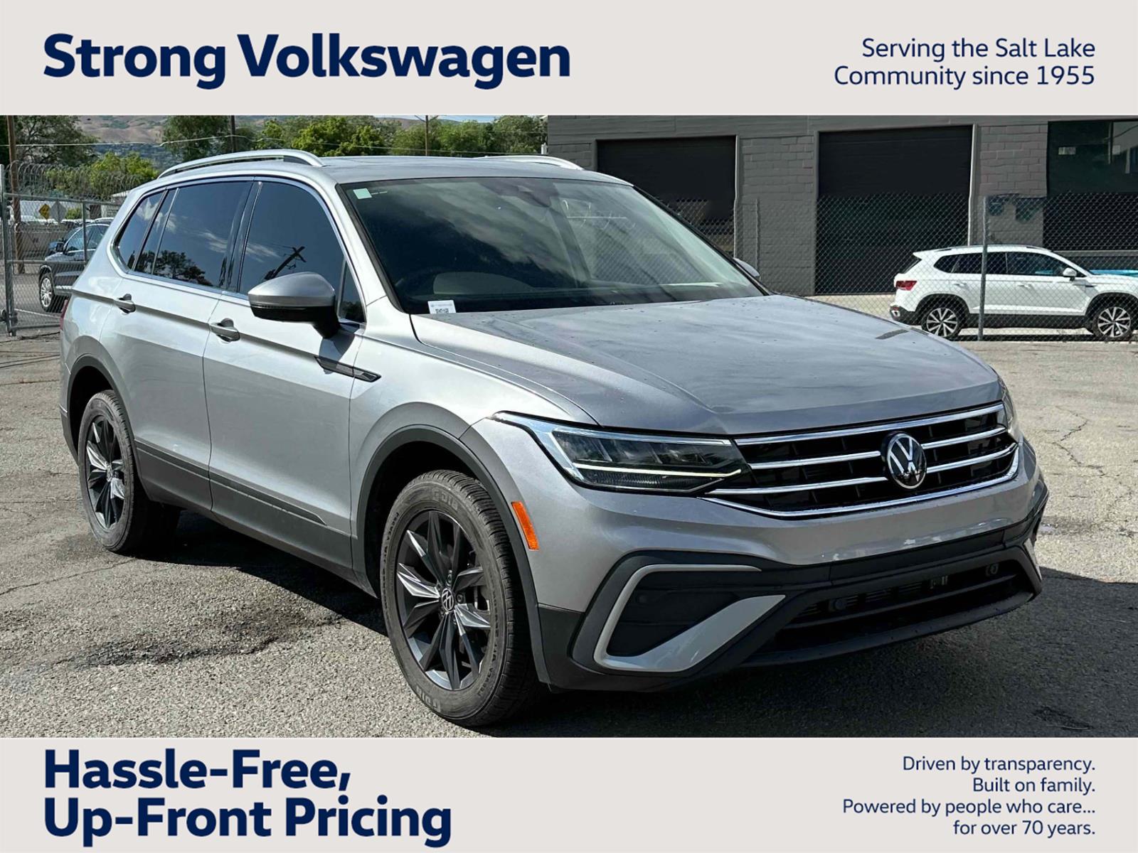 Pyrite Silver Metallic 2023 Volkswagen Tiguan SE 4Motion SUV / Crossover All-Wheel Drive Automatic