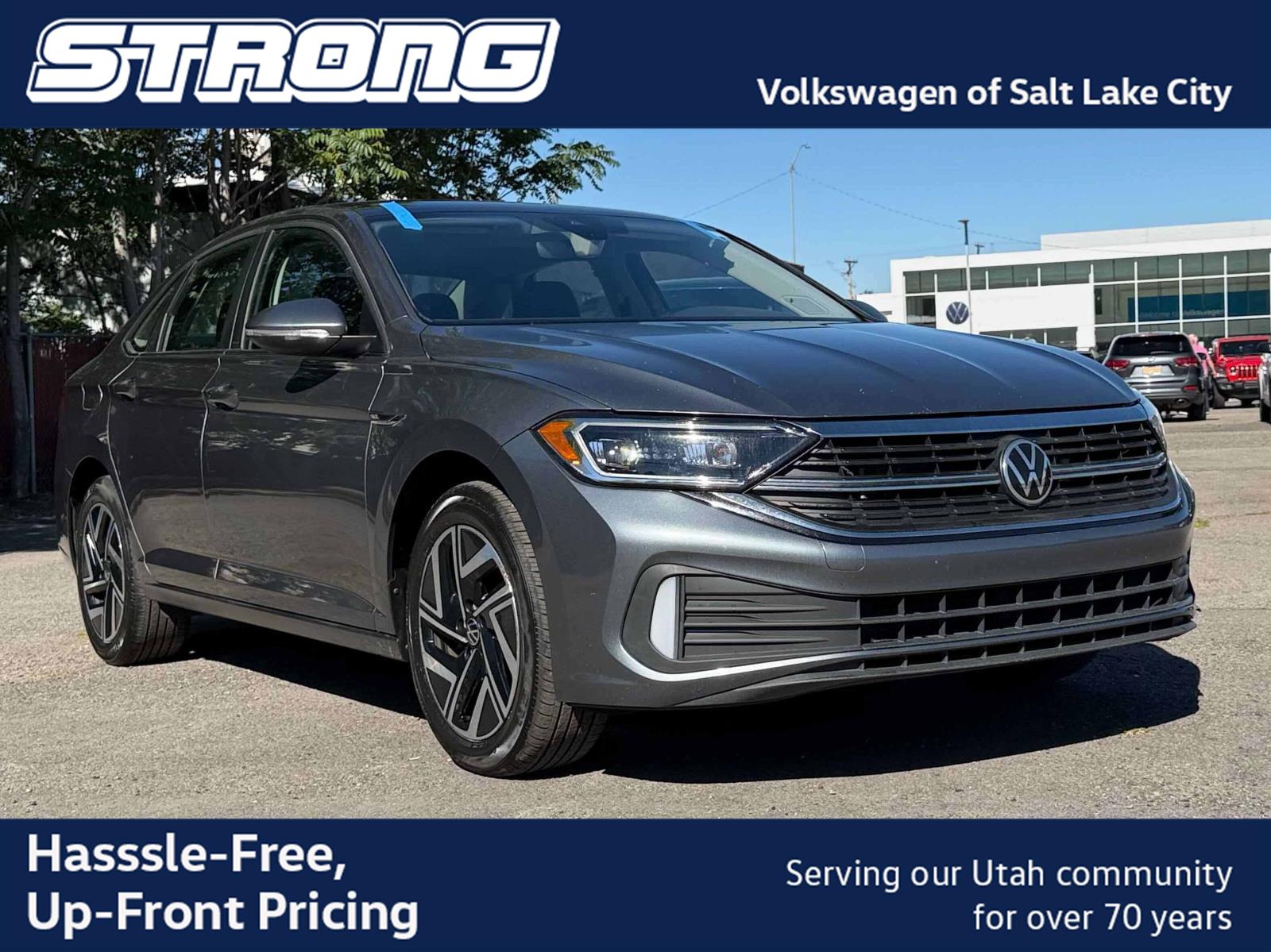 Platinum Gray Metallic 2022 Volkswagen Jetta Sedan Front-Wheel Drive Automatic