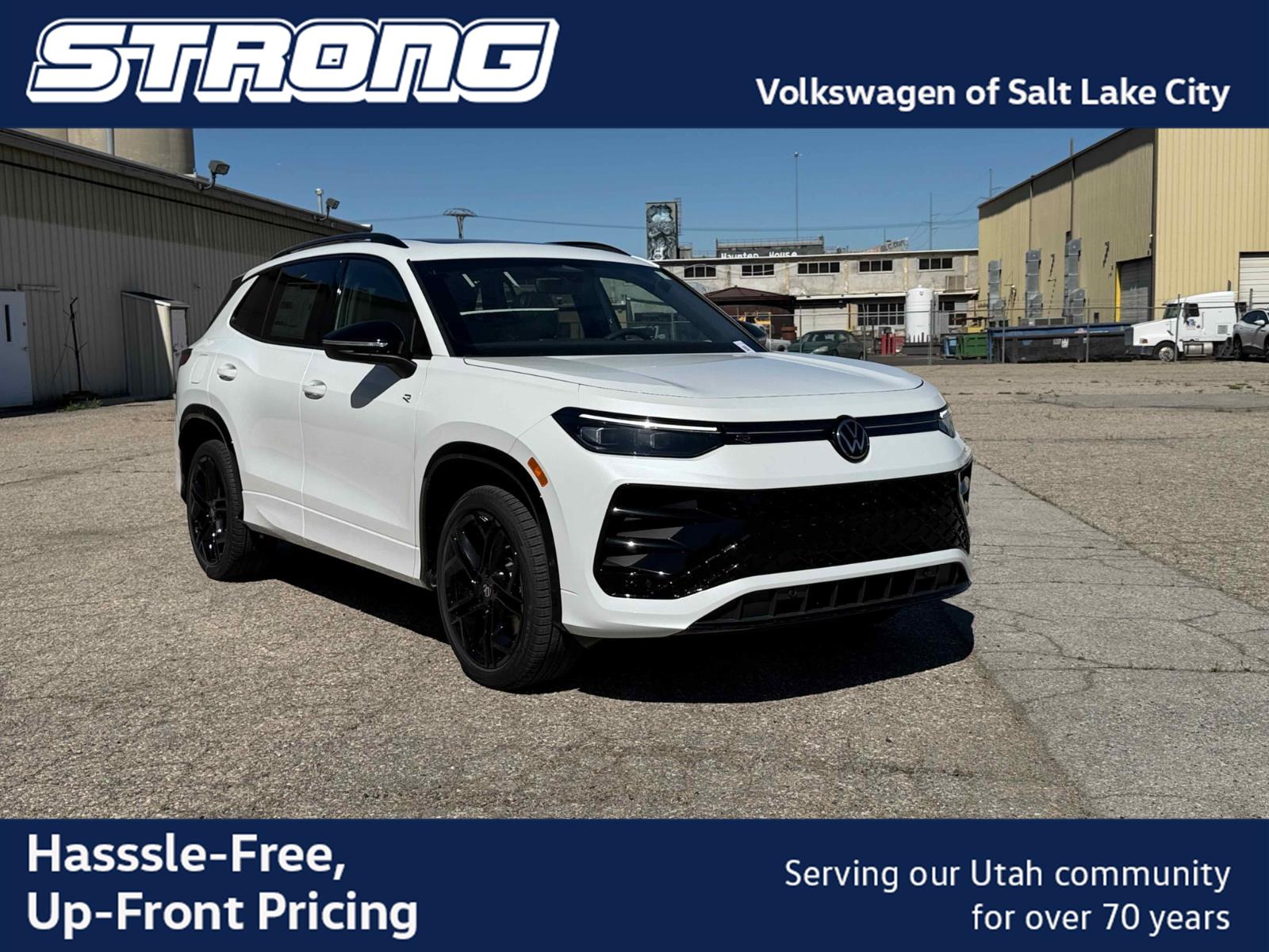 Opal White Pearl 2026 Volkswagen Tiguan SUV / Crossover All-Wheel Drive Automatic