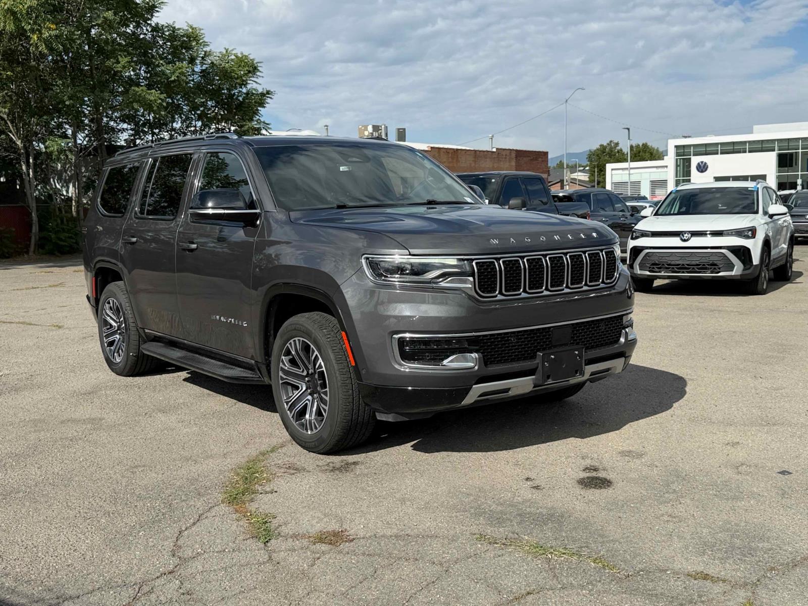 Baltic Gray Metallic Clearcoat 2024 Jeep Wagoneer SUV / Crossover Four-Wheel Drive 8-Speed Automatic
