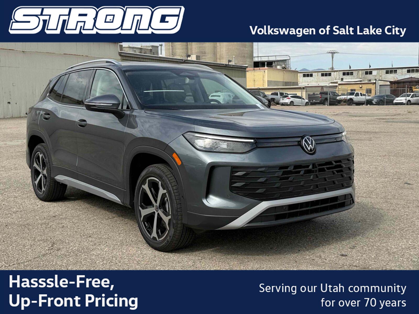 platinum gray metallic 2026 Volkswagen Tiguan SUV / Crossover All-Wheel Drive Automatic