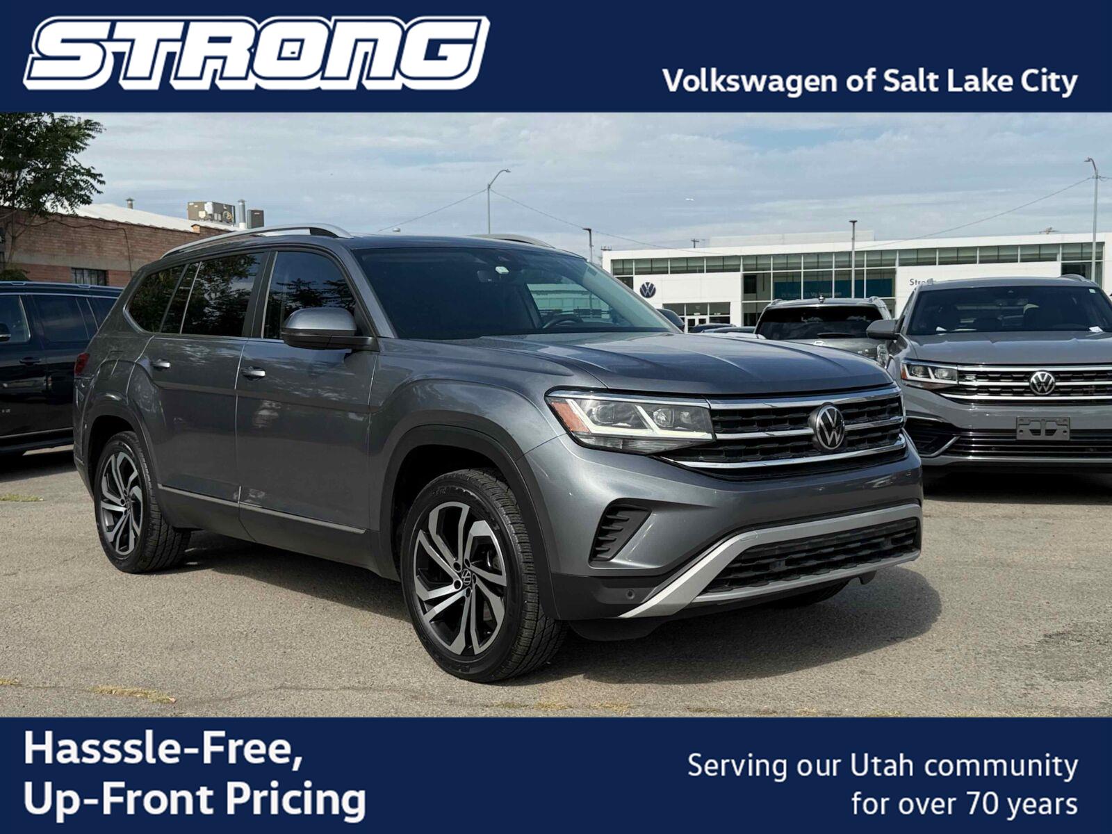 Platinum Gray Metallic 2022 Volkswagen Atlas SUV / Crossover All-Wheel Drive Automatic