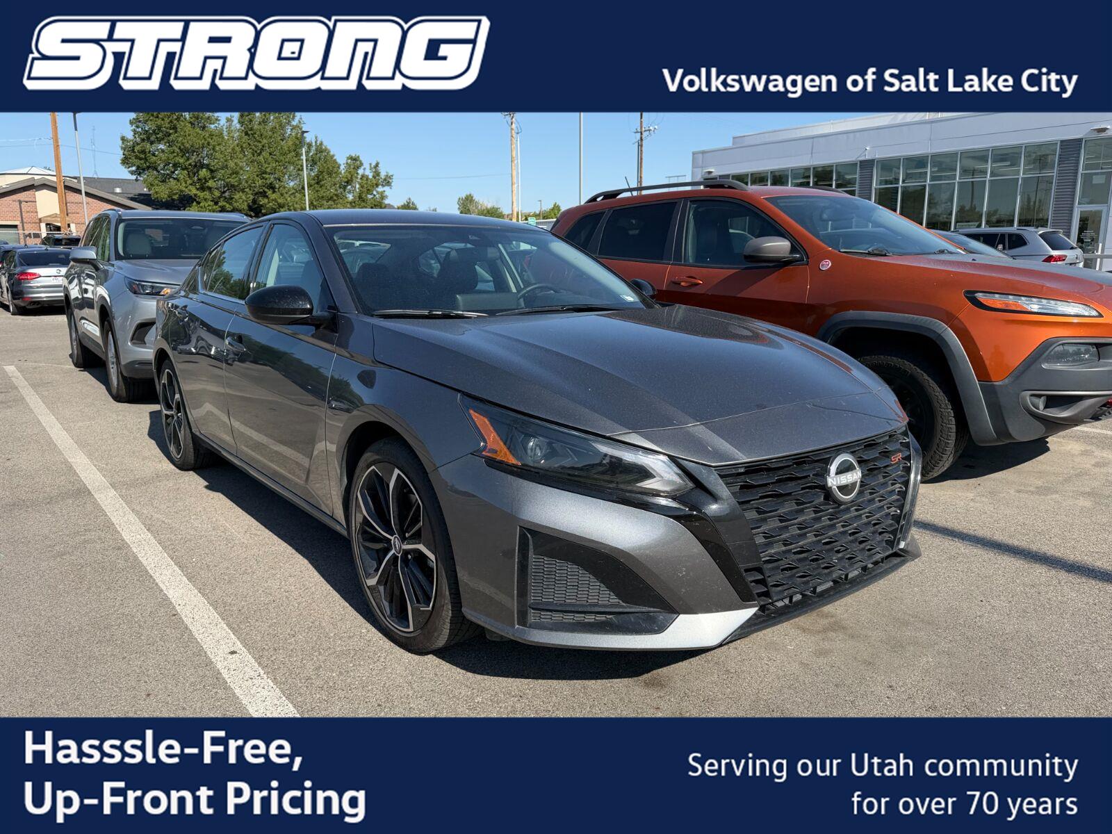 Gray (Gun Metallic) 2026 Nissan Altima Sedan Front-Wheel Drive Continuously Variable Transmission