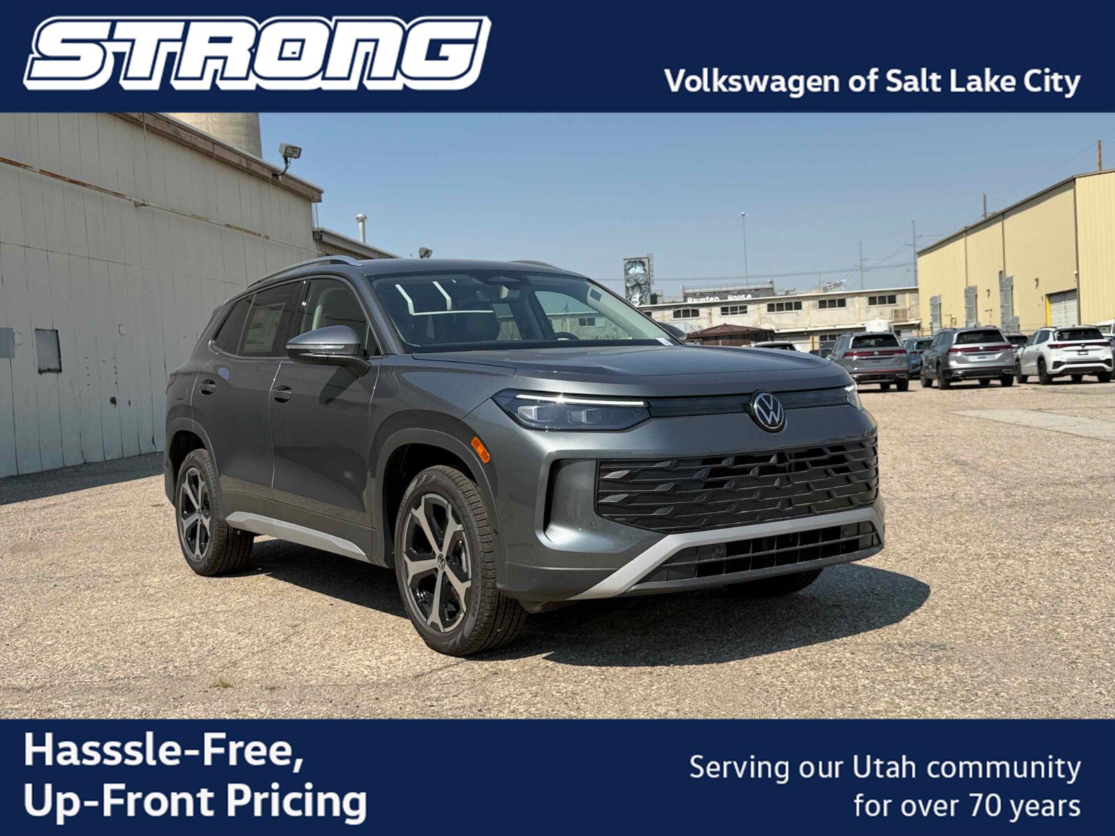 platinum gray metallic 2026 Volkswagen Tiguan SUV / Crossover All-Wheel Drive Automatic