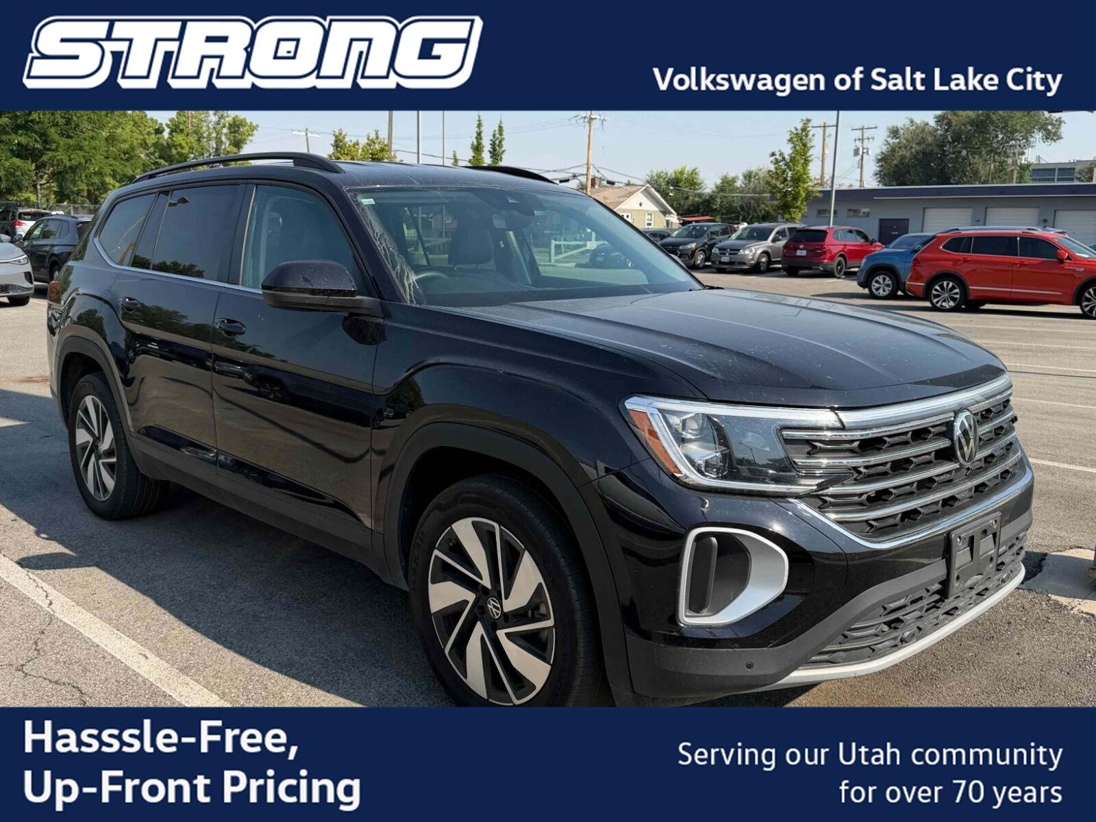 Deep Black Pearl 2026 Volkswagen Atlas SUV / Crossover All-Wheel Drive Automatic