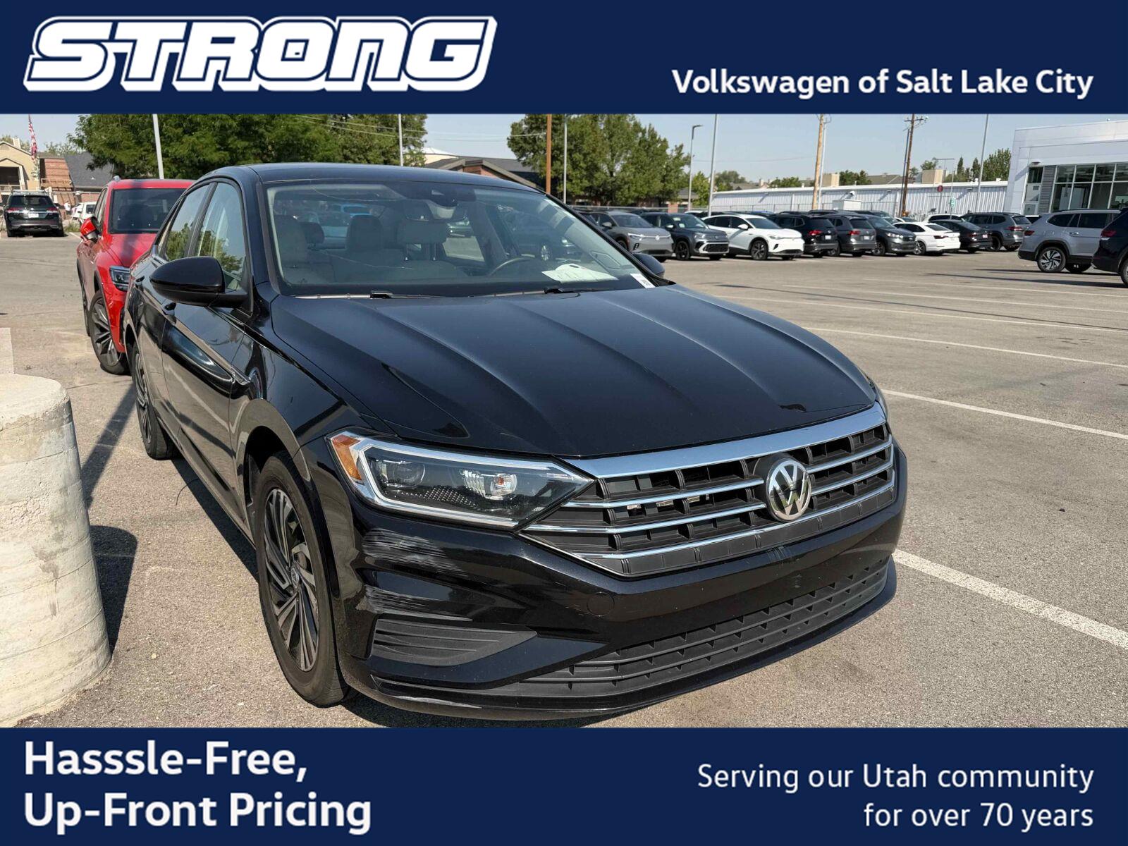 Deep Black Pearl 2021 Volkswagen Jetta Sedan Front-Wheel Drive Automatic