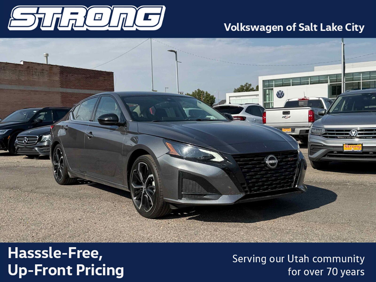 Gray (Gun Metallic) 2026 Nissan Altima Sedan Front-Wheel Drive Continuously Variable Transmission