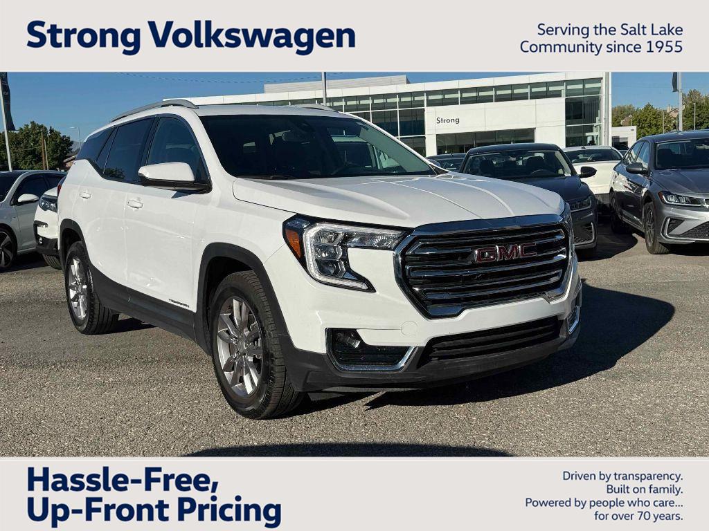 Summit White 2024 GMC Terrain SLT FWD SUV / Crossover Front-Wheel Drive 9-Speed Automatic
