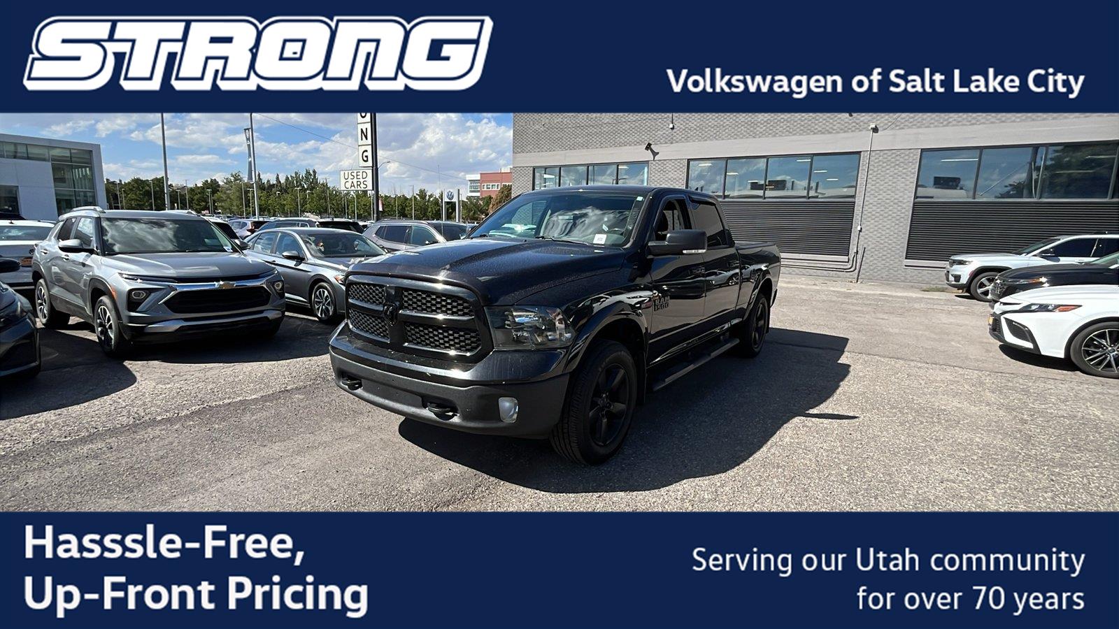 Brilliant Black Crystal Pearl 2018 RAM 1500 Pickup Truck Four-Wheel Drive 8-Speed Automatic