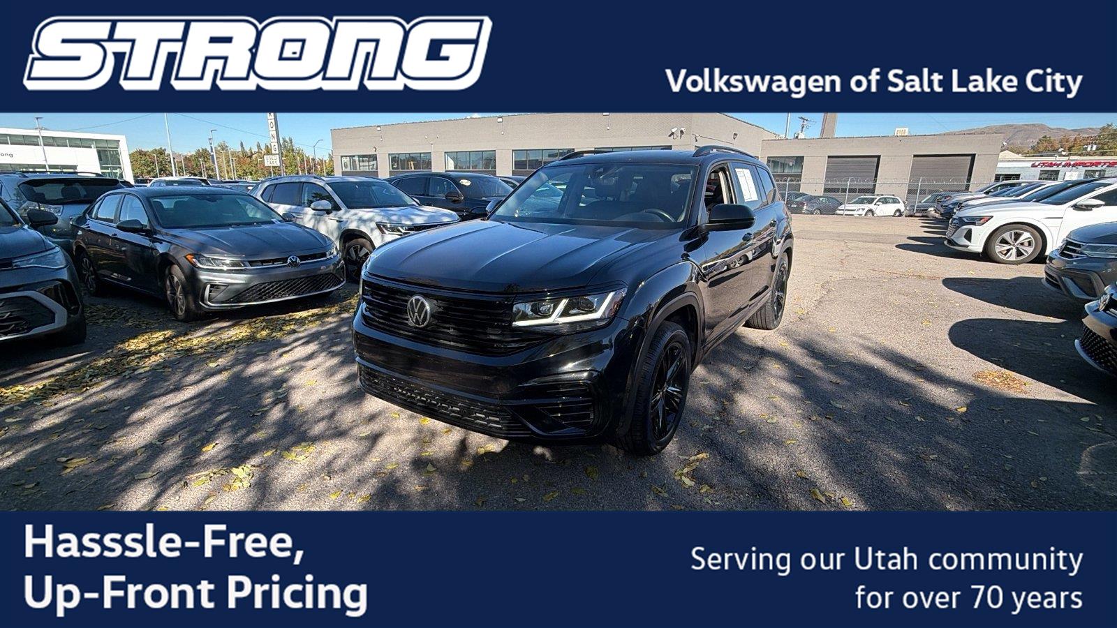 Deep Black Pearl 2022 Volkswagen Atlas SUV / Crossover All-Wheel Drive Automatic