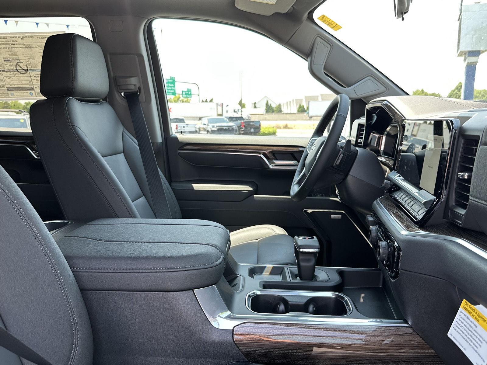 2026 Chevrolet Silverado 1500 RST - Photo 40