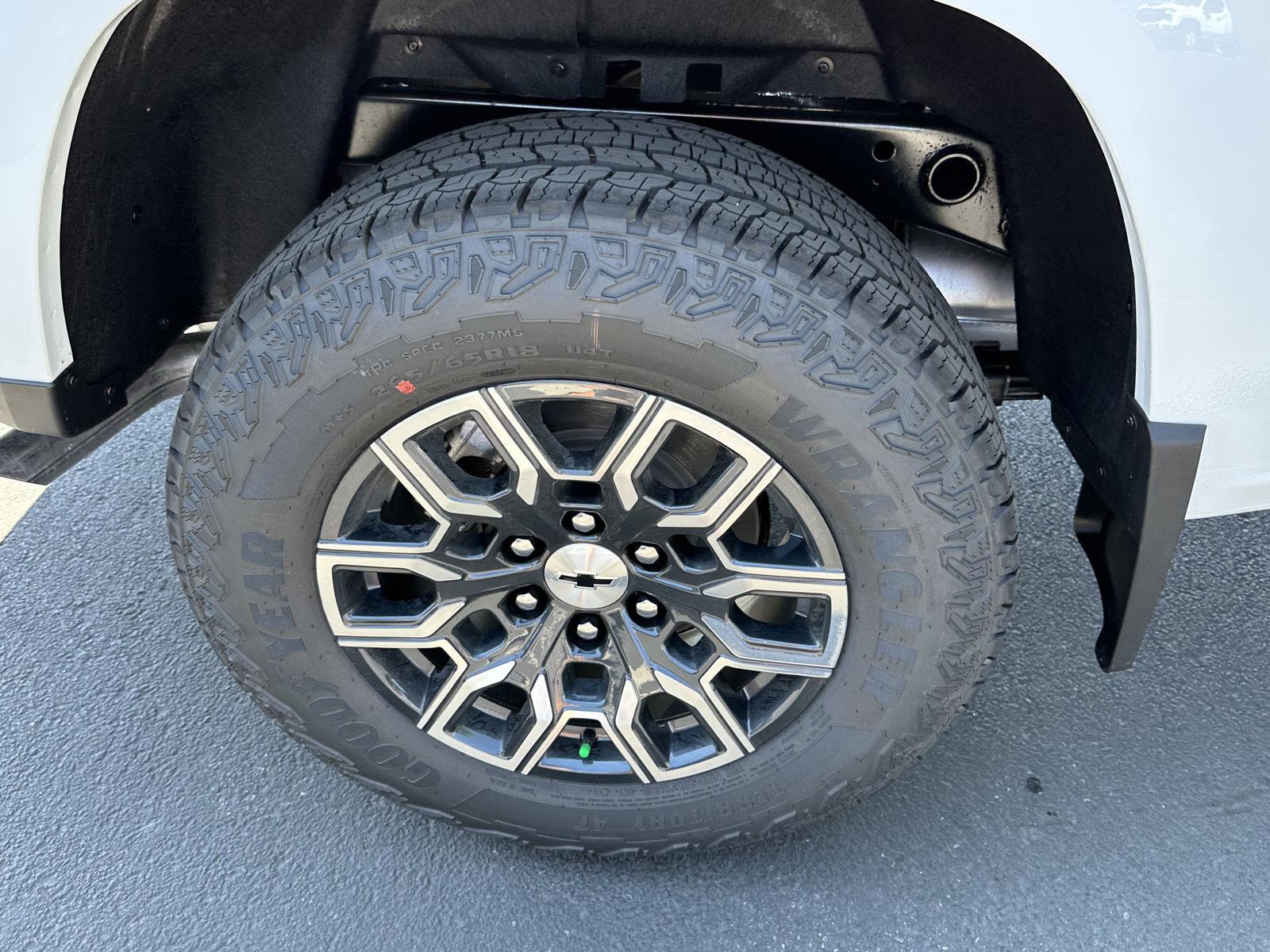 2026 Chevrolet Colorado Z71 - Photo 20