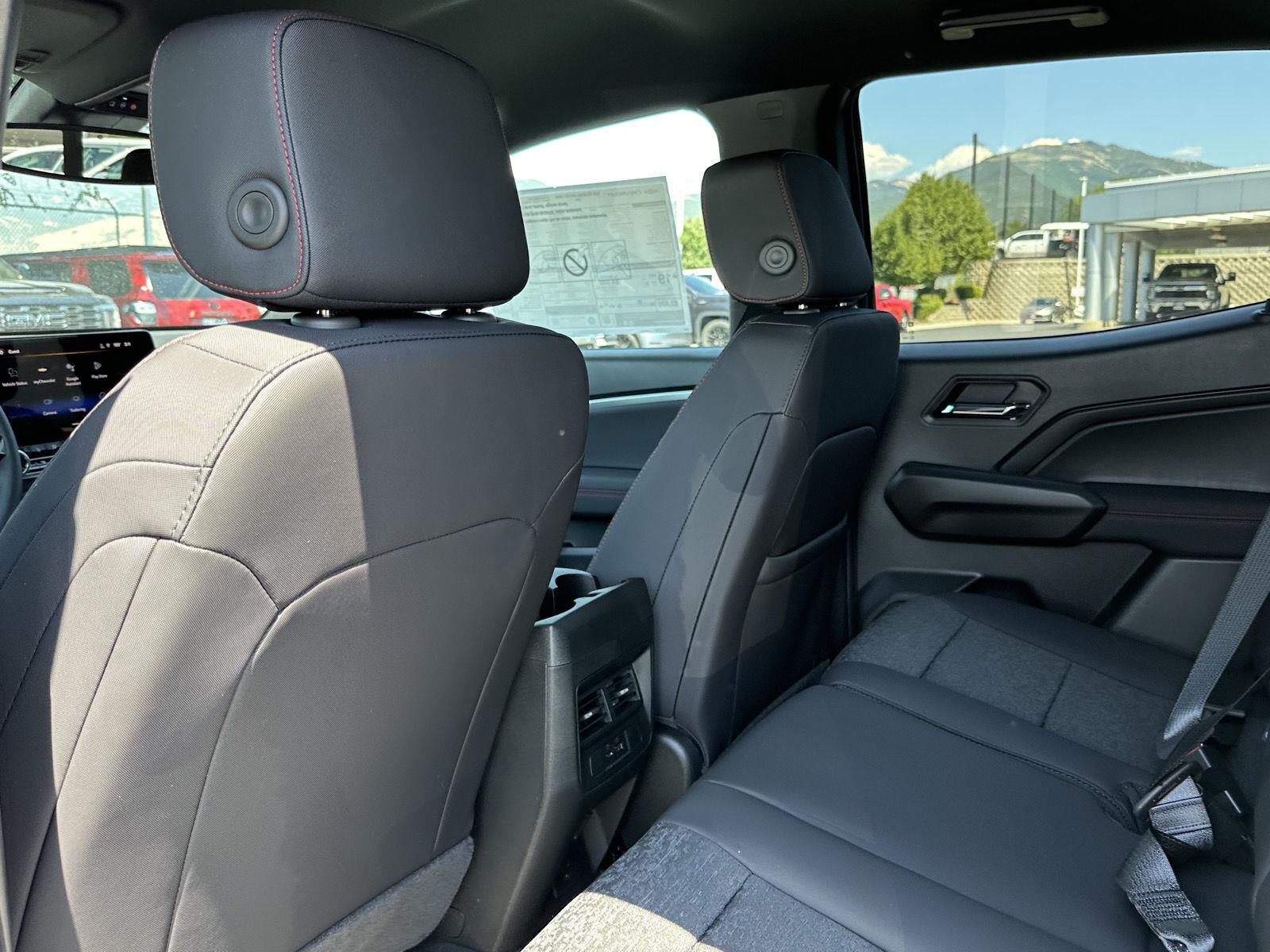 2026 Chevrolet Colorado Z71 - Photo 22