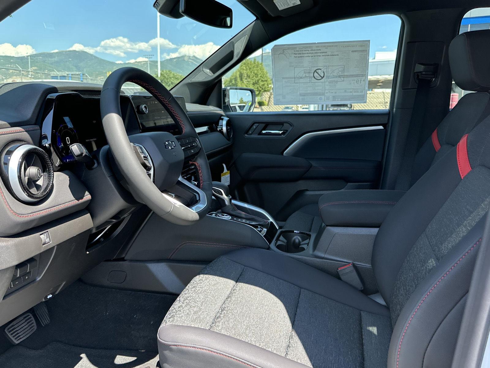 2026 Chevrolet Colorado Z71 - Photo 25