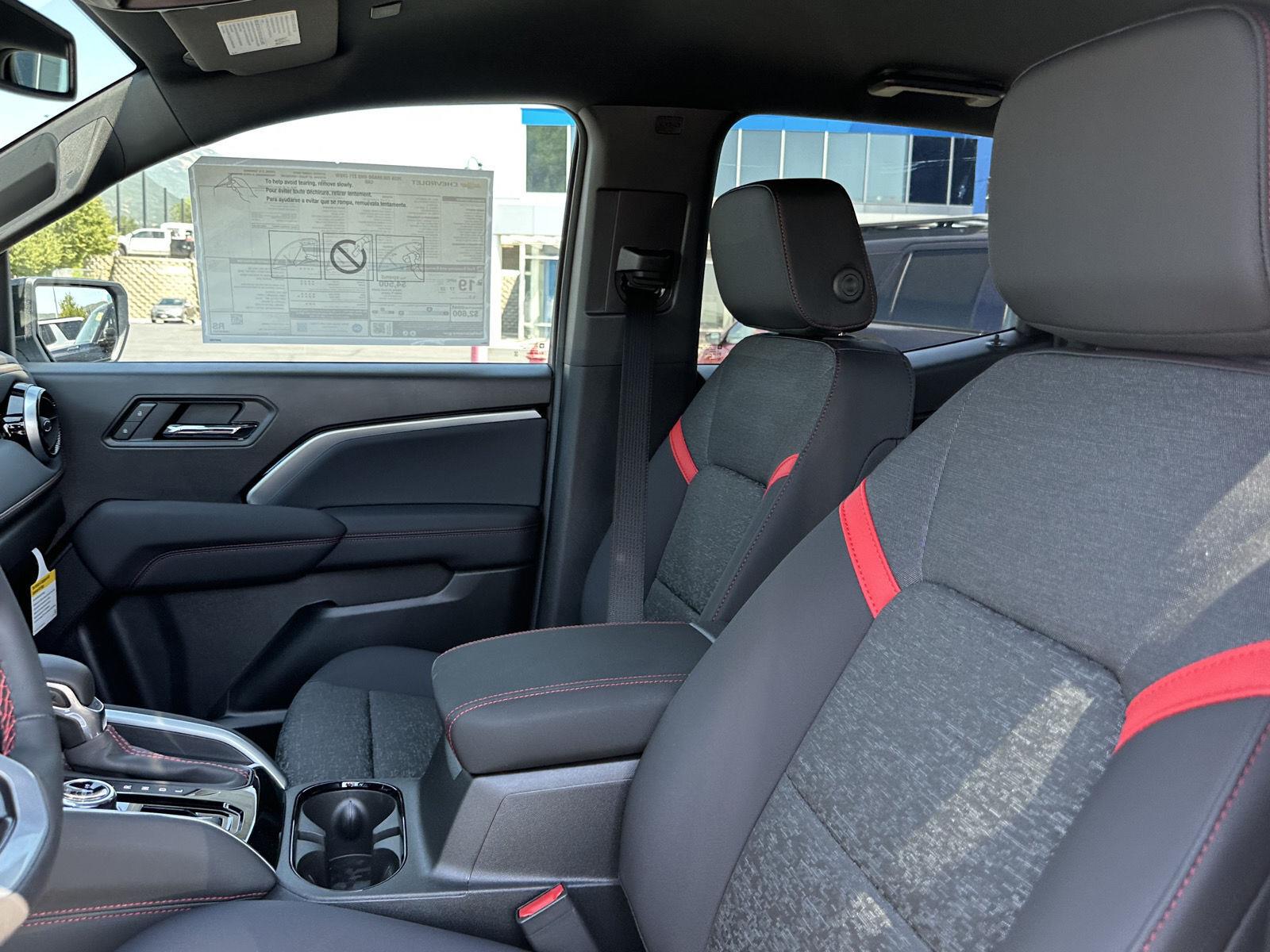 2026 Chevrolet Colorado Z71 - Photo 26