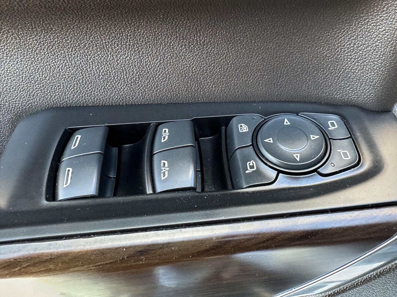 2020 GMC Sierra 1500 SLT - Photo 30