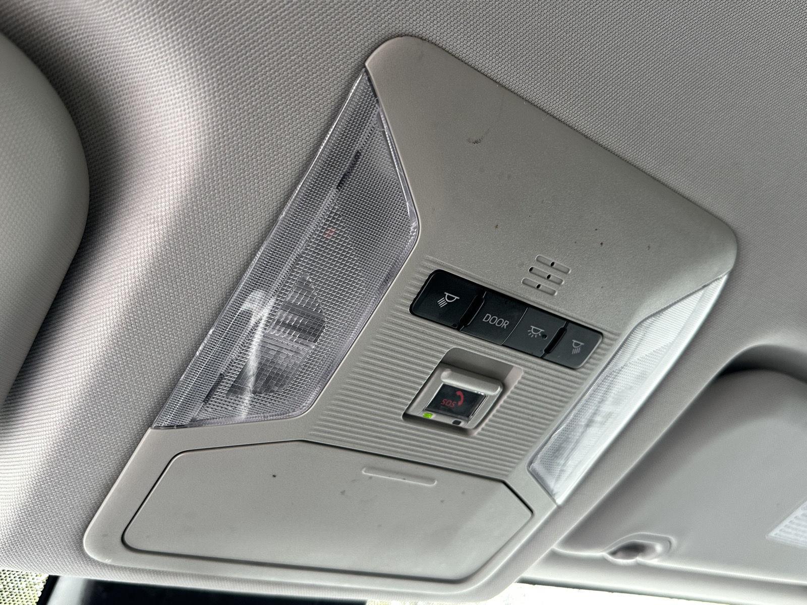 2024 Toyota RAV4 LE - Photo 37