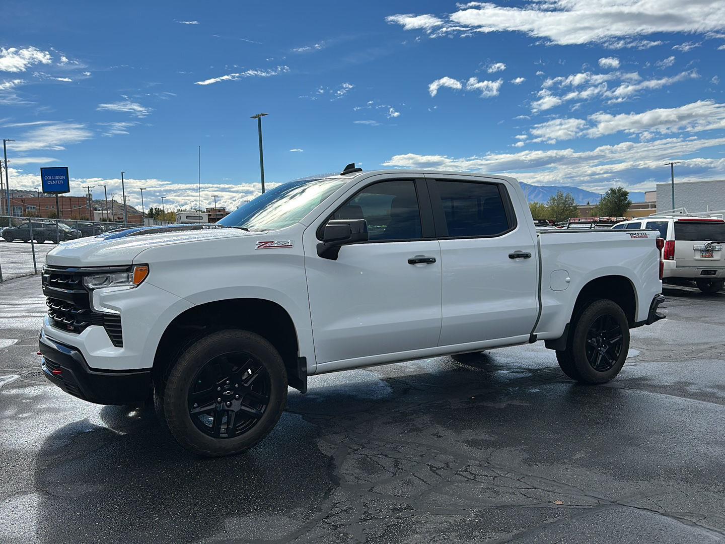  2024 Chevrolet Silverado 1500 LT Trail Boss Crew Cab 4WD   