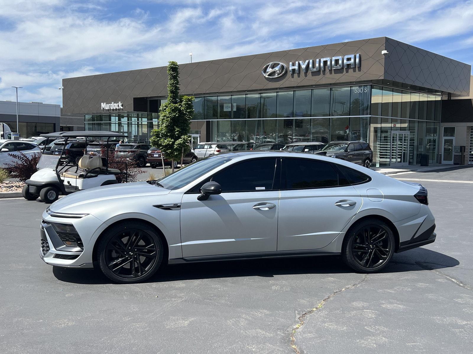 Aero Silver Matte 2024 Hyundai Sonata Sedan Front-Wheel Drive Automatic