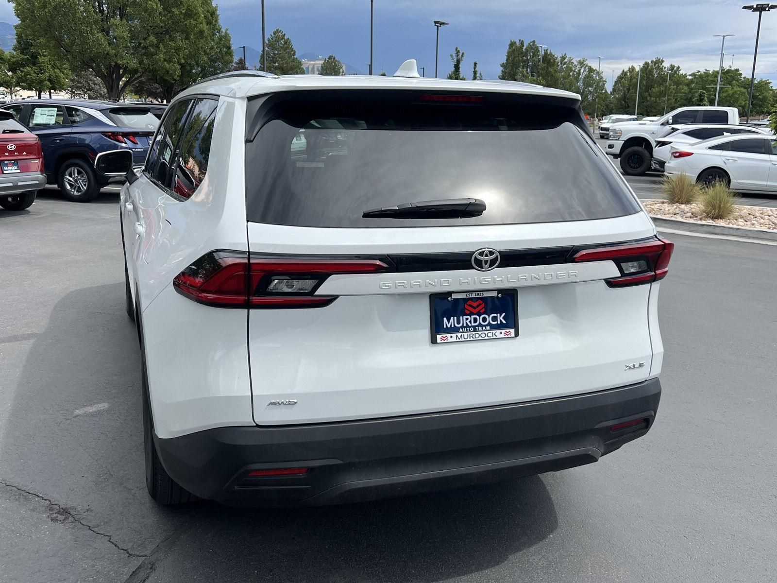 2025 Toyota Grand Highlander XLE - Photo 10