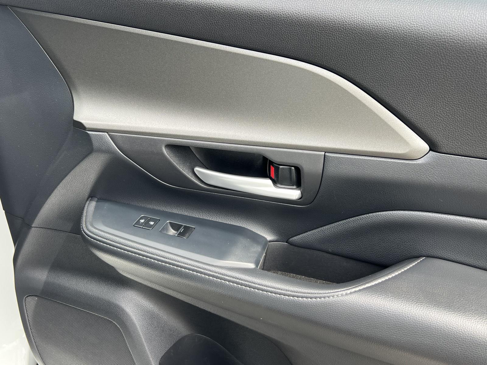 2025 Toyota Grand Highlander XLE - Photo 19