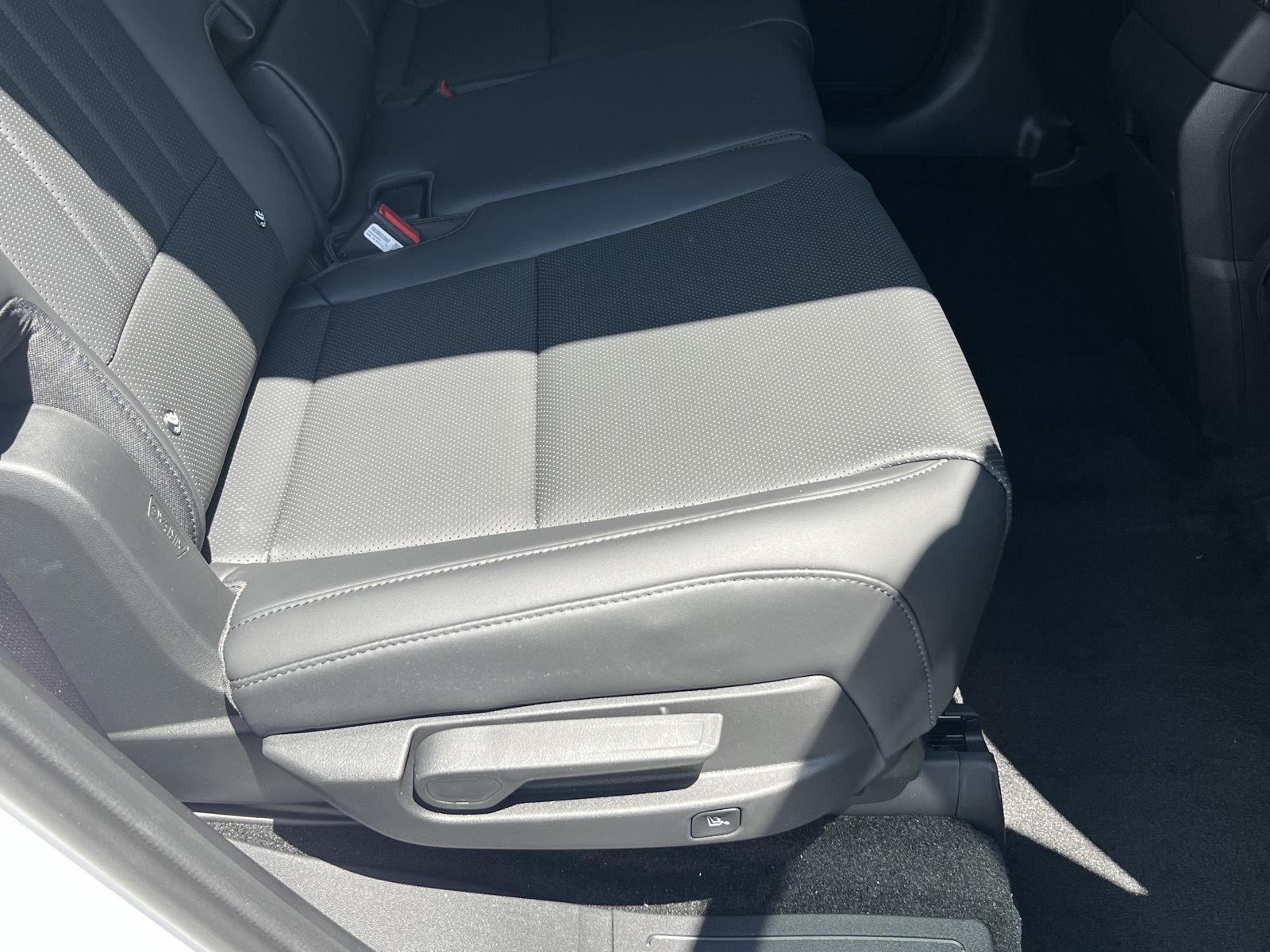 New 2026 Serenity White Hyundai SEL AWD image 21