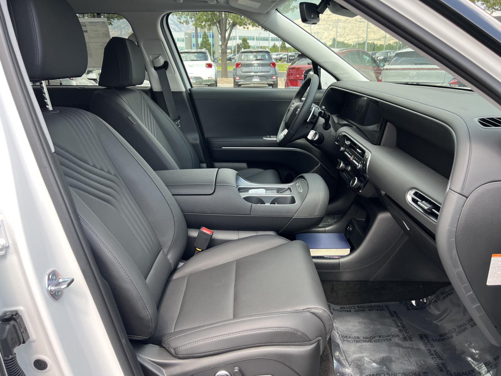 New 2026 Creamy White Pearl Hyundai SEL Premium 8P image 17