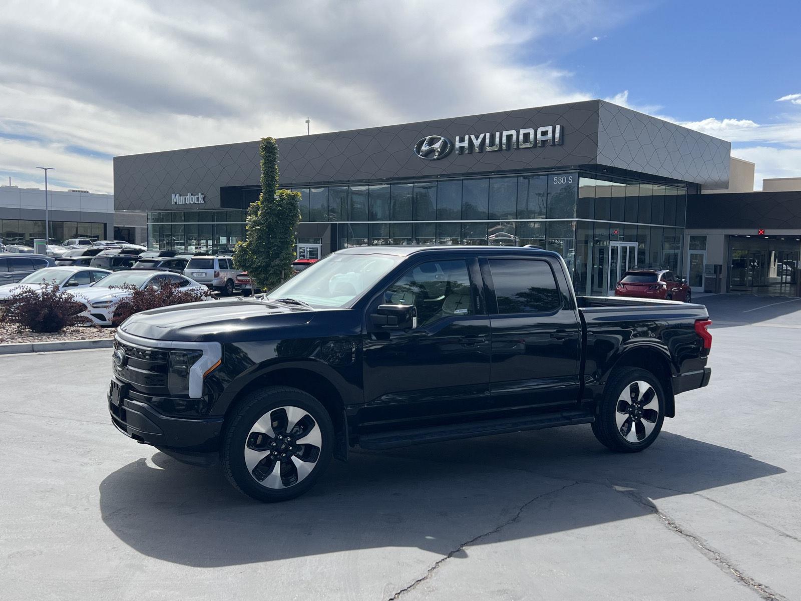2023 Ford F-150 Lightning Platinum SuperCrew AWD