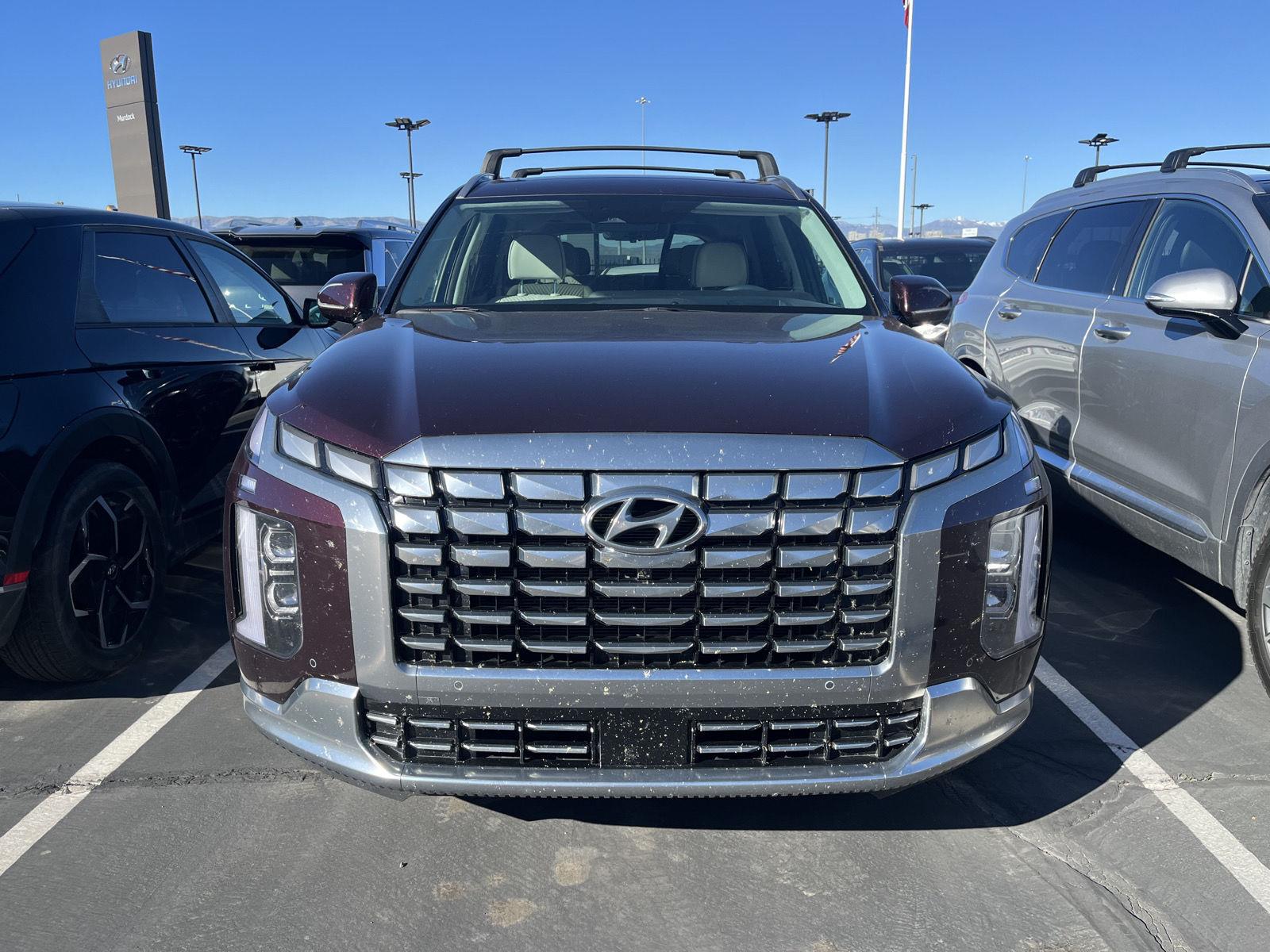 Used 2024 Sierra Burgundy Hyundai Calligraphy image 2