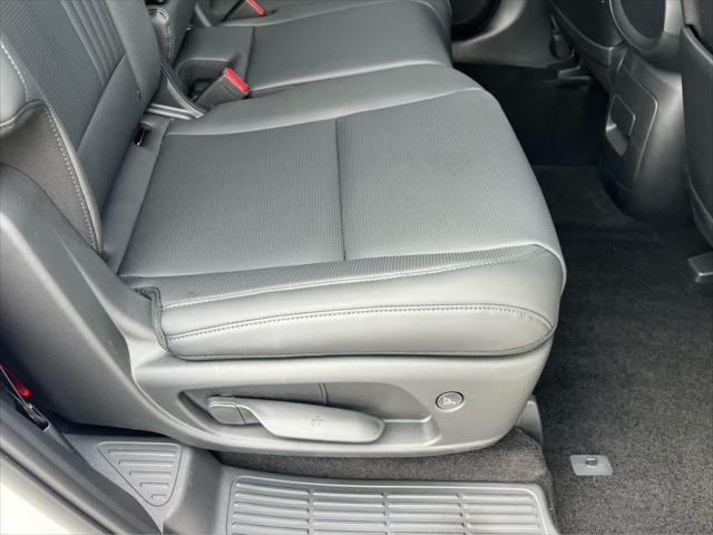 New 2026 Creamy White Pearl Hyundai SEL 8P image 60