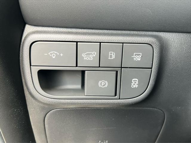 New 2026 Creamy White Pearl Hyundai SEL 8P image 69