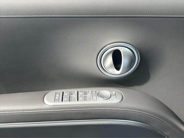 New 2026 Creamy White Pearl Hyundai SEL 8P image 78