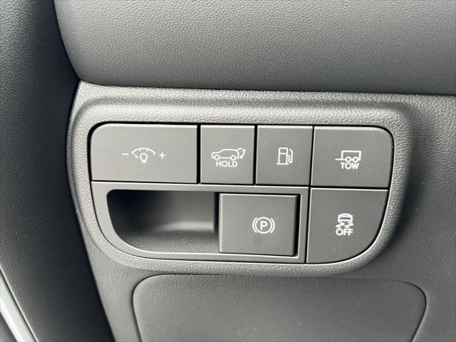 New 2026 Creamy White Pearl Hyundai SEL Premium 8P image 70