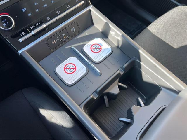 New 2026 Serenity White Hyundai SE image 74