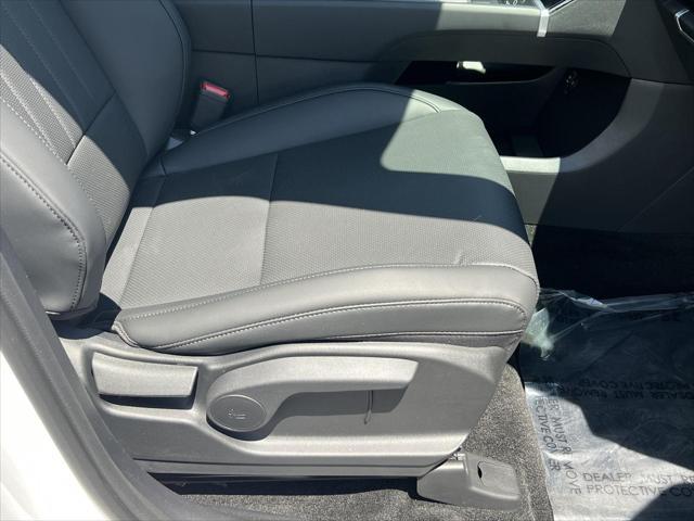 New 2026 Serenity White Hyundai SEL AWD image 55
