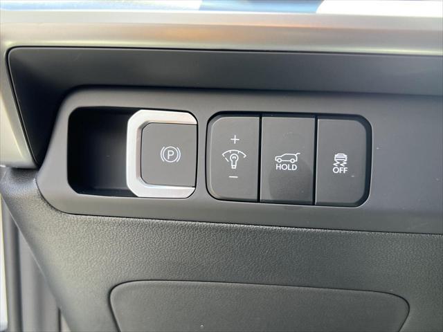 New 2026 Serenity White Hyundai SEL AWD image 68