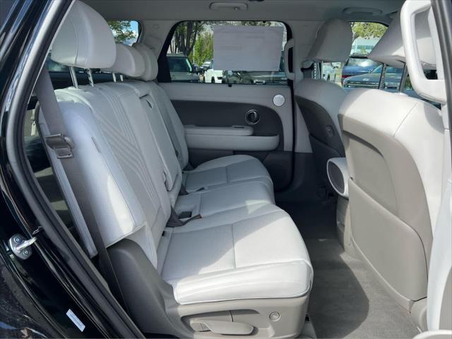 New 2026 Abyss Black Pearl Hyundai SEL Premium 8P image 57