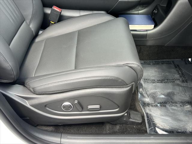 New 2026 Creamy White Pearl Hyundai SEL Premium 8P image 126