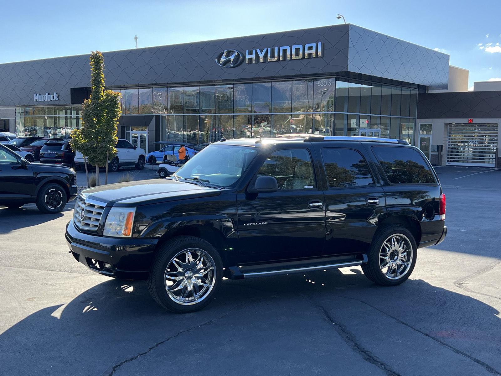 2004 Cadillac Escalade Negro (Black Raven) SUV/Crossover Tracción en las cuatro ruedas 4 velocidades Automática